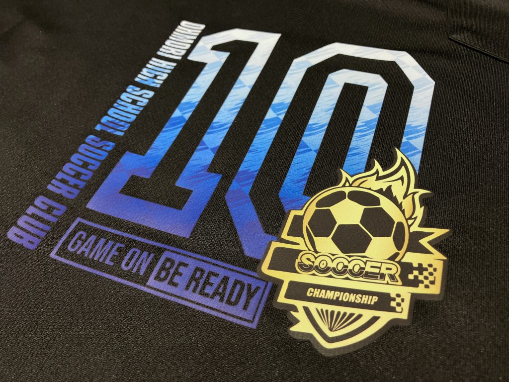 黒Tシャツにも発色ばっちり！